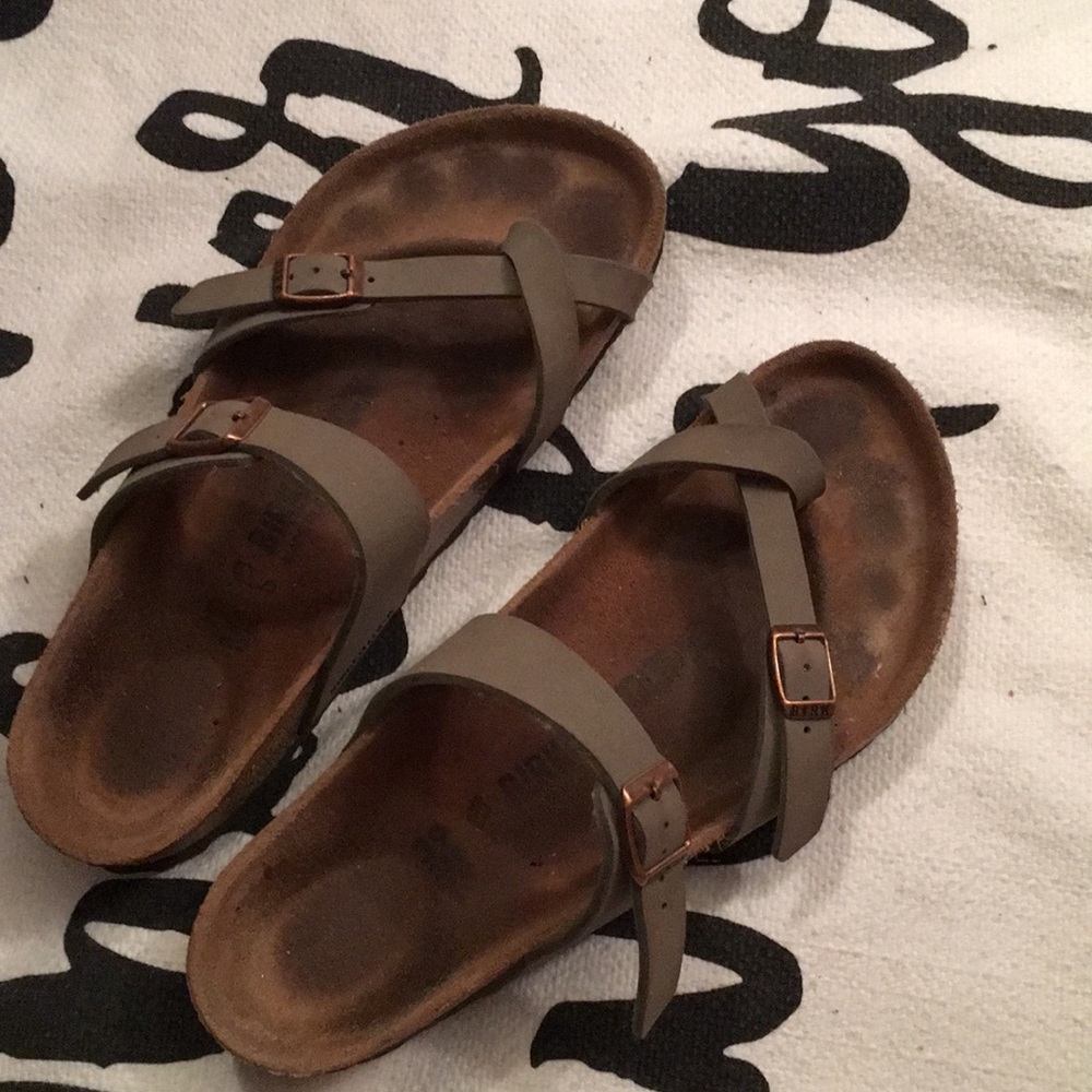 Birkenstock sandals olive